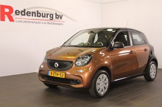 Smart Forfour - 1.0 Essential Edition / 5drs / airco / 2015 - 1