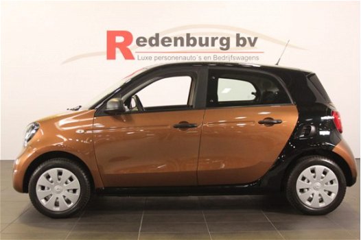 Smart Forfour - 1.0 Essential Edition / 5drs / airco / 2015 - 1