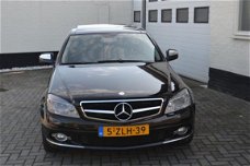 Mercedes-Benz C-klasse - 320 CDI Avantgarde AMG / Glasdak / Groot Navi