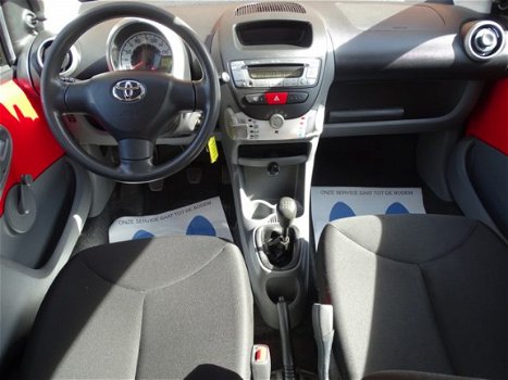 Toyota Aygo - 1.0-12V 5drs - 1