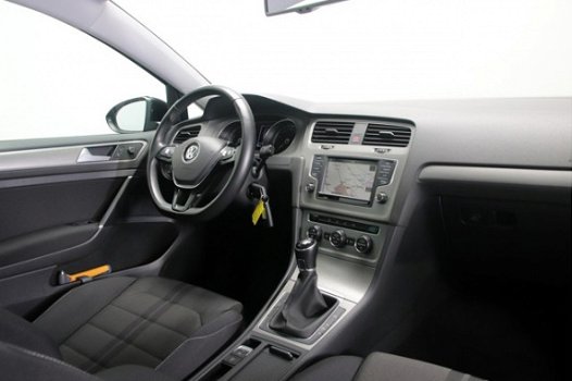 Volkswagen Golf - 1.0 TSI 116pk Connect Series 6-bak Navigatie DAB+ ParkAssist 200x Vw-Audi-Seat-Sko - 1