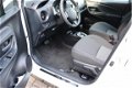 Toyota Yaris - 1.5 Hybrid Design special Naviagtie-Cruise control-Parkeercamera - 1 - Thumbnail