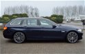 BMW 5-serie Touring - 520i Aut8/F1 HIGH EXE *Panorama, Sportleder, NaviPro, Xenon, Cruise, Clima, PD - 1 - Thumbnail