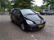 Mercedes-Benz B-klasse - 1 - Thumbnail