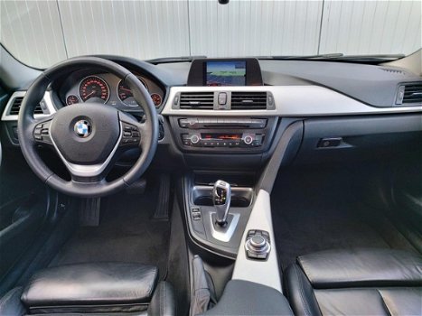 BMW 3-serie Touring - 320 Diesel Automaat Edition, Leer, 19 inch velgen - 1