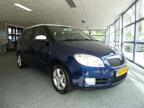 Skoda Fabia - 1.6-16V Sport - 1