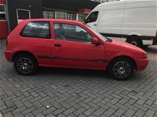 Toyota Starlet - 1.3-16V Boekjes en NAP/4 Nieuw michelin banden