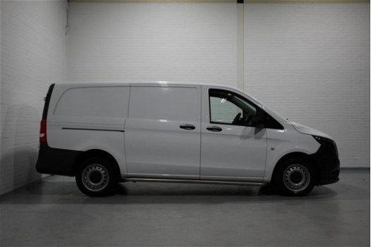 Mercedes-Benz Vito - 111 CDI 114 pk Lang Airco, Achterdeuren, Bluetooth, Sidebars v.a. 149, - p/maan - 1