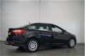 Ford Focus - 1.6 EcoBoost 150pk Titanium Navigatie Cruisecontrol Trekhaak 1500KG Trekgewicht - 1 - Thumbnail