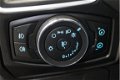 Ford Focus - 1.6 EcoBoost 150pk Titanium Navigatie Cruisecontrol Trekhaak 1500KG Trekgewicht - 1 - Thumbnail
