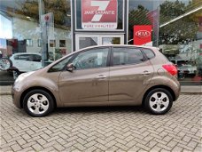 Kia Venga - 1.6 CVVT Super Pack Automaat Pano-Dak Navi+BT+Camera Keyless GO 7jr.Garantie