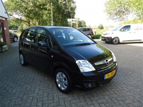 Opel Meriva - 1.6-16V Temptation Trekhaak Airco - 1