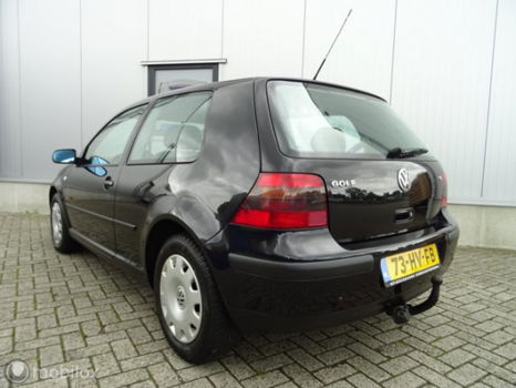 Volkswagen Golf - 1.6 Comfortline & Automaat - 1