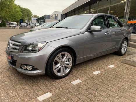 Mercedes-Benz C-klasse - 200 Avantgarde 184pk/Navi/Panorama/Comfortstoelen - 1