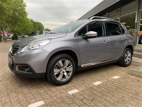 Peugeot 2008 - 1.2 VTi Allure Pack Navi/Clima/16inch - 1