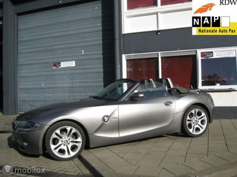 BMW Z4 Roadster - 2.2i AUTOMAAT+LEDER+AIRCO ✔️ - 1