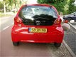 Toyota Aygo - 1.0-12V 5 deurs 100000kmtr zeer mooi en technisch 100% goed - 1 - Thumbnail