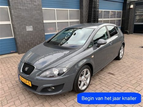 Seat Leon - 1.8 TFSI Sport Navi/ECC/17`LM Velgen nieuwe megatronic/ketting - 1