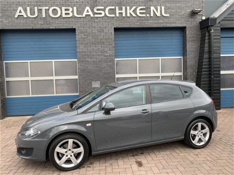 Seat Leon - 1.8 TFSI Sport Navi/ECC/17`LM Velgen nieuwe megatronic/ketting - 1