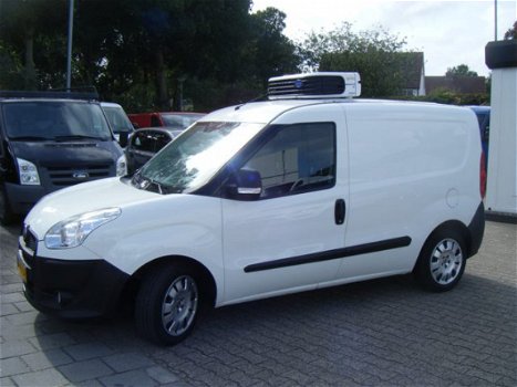 Fiat Doblò Cargo - 1.4 Actual BENZINE UITVOERING KOEL/ VRIES/VERWARM - 1