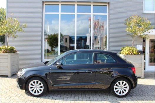 Audi A1 - 1.2 TFSI Connect Sport 2012 Navigatie Airco - 1