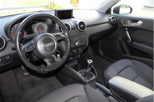 Audi A1 - 1.2 TFSI Connect Sport 2012 Navigatie Airco - 1