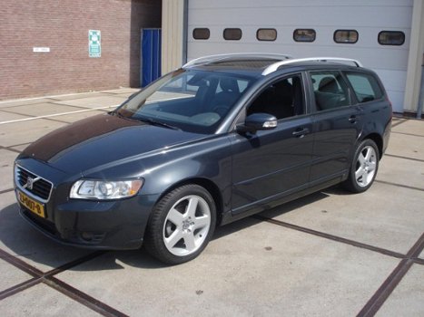 Volvo V50 - 1.8F Summum LEER SCHUIFDAK PERFECTE STAAT - 1