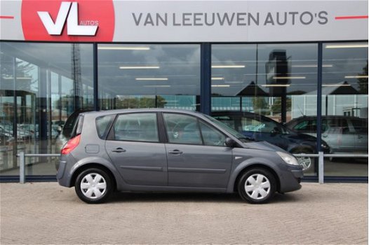 Renault Scénic - 1.5 dCi Business Line | Glazen schuif/kantel dak | Climate Control | Radio CD | - 1