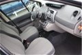 Renault Scénic - 1.5 dCi Business Line | Glazen schuif/kantel dak | Climate Control | Radio CD | - 1 - Thumbnail