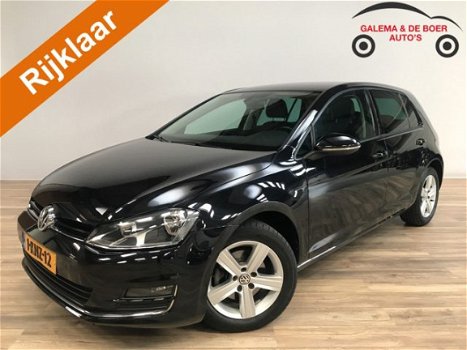 Volkswagen Golf - 1.4 TSI Highline 5-DRS / NAVIGATIE / ECC / LMV / MASSAGESTOEL / PRIVACYGLAS / APK - 1