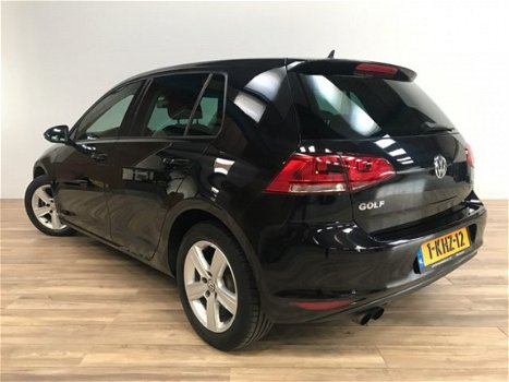 Volkswagen Golf - 1.4 TSI Highline 5-DRS / NAVIGATIE / ECC / LMV / MASSAGESTOEL / PRIVACYGLAS / APK - 1