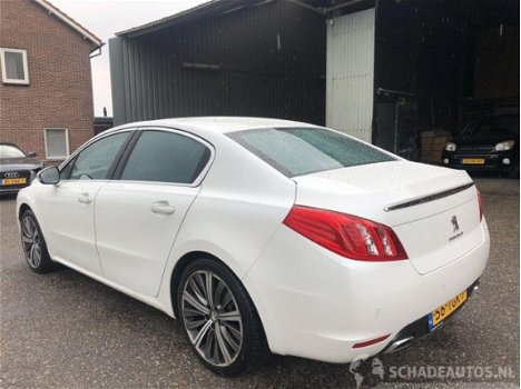 Peugeot 508 - gt 2.2 hdi-f 150kw/204pk sedan aut. + f1 schakeling - leer - xenon - navi - uitklapbaa - 1