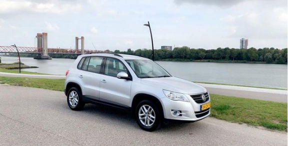 Volkswagen Tiguan - 2.0 TDI Comf.&Des.4M - 1