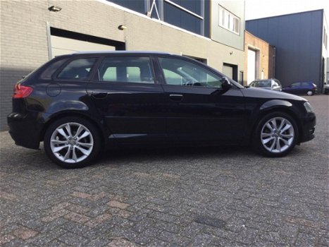 Audi A3 Sportback - 1.6 TDI Attraction Pro Line Business Clima Cruise Elek. Pakket LM-Wielen Chrome - 1