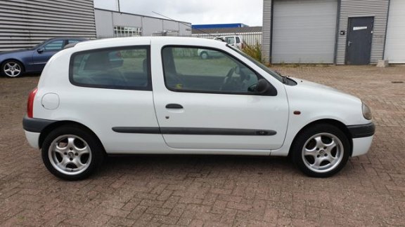 Renault Clio - 1.2 RN Nette en perfect rijdende Clio APK 14-02-2020 - 1