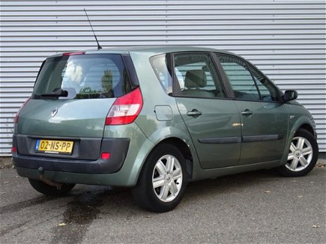 Renault Scénic - 2.0-16V Privilège Comfort - 1