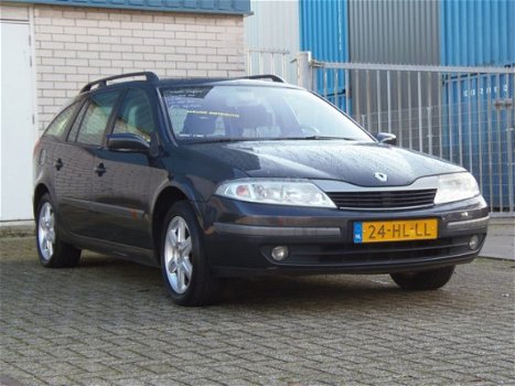 Renault Laguna Grand Tour - 1.6-16V Authentique Nw Distr - 1