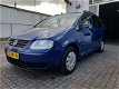 Volkswagen Touran - 1.9 TDI Trendline - 1 - Thumbnail