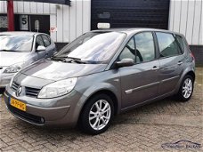 Renault Scénic - 1.6 16V Dynamique Comfort