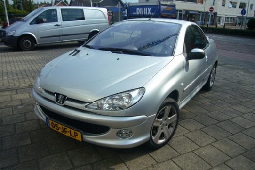 Peugeot 206 CC - 1.6 16V - 1