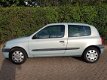 Renault Clio - 1.2 RN Stuurbekrachtiging APK t/m 23-08-2020 - 1 - Thumbnail