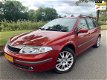 Renault Laguna Grand Tour - 1.8-16V Expression ✅NAP, 2XSLEUTELS, AIRCO, CRUISE, TREKHAAK, DEALERONDE - 1 - Thumbnail