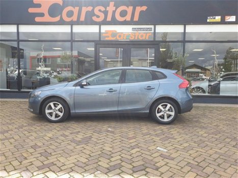 Volvo V40 - 1.6 T4 Kinetic |NAVI|6BAK|CLIMATE|PDC| - 1