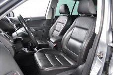 Volkswagen Tiguan - 1.4 TSI Comfort&Design 4Motion