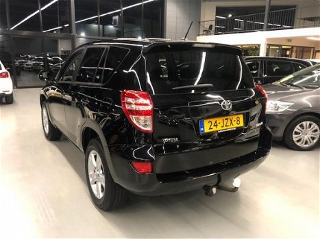 Toyota RAV4 - 2.0 VVTi Dynamic 2WD - 1