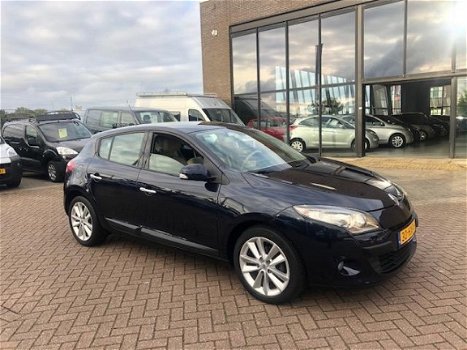 Renault Mégane - 2.0 Privilège Automaat, navi, pdc, leer - 1