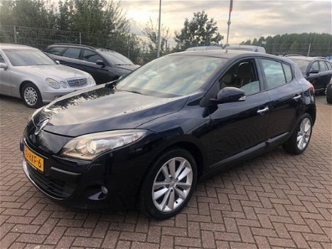 Renault Mégane - 2.0 Privilège Automaat, navi, pdc, leer - 1