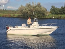 Boston Whaler 18 Outrage