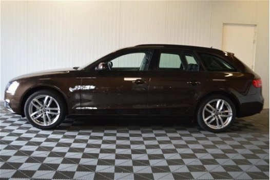 Audi A4 Avant - 2.0 TDI Pro Line AUTOMAAT // LEER NAVI TREKHAAK CRUISE CLIMA - 1