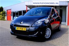 Renault Scénic - 2.0 Expression Aut. Clima/Navi/PDC